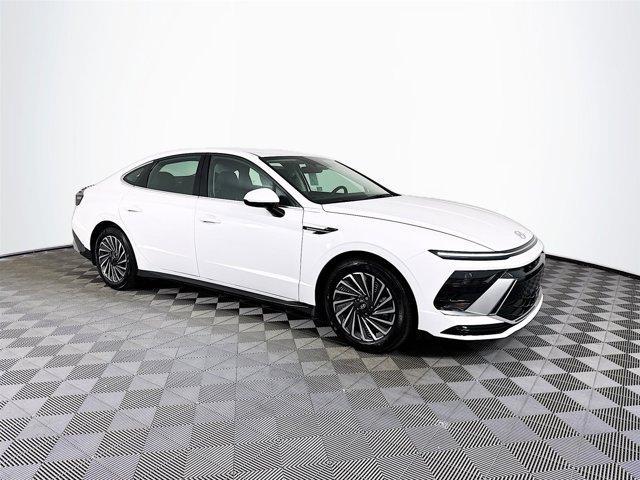 new 2025 Hyundai Sonata Hybrid car, priced at $30,668