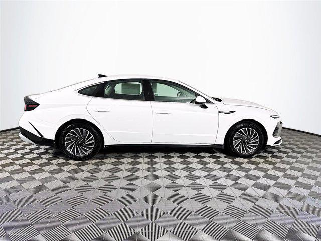 new 2025 Hyundai Sonata Hybrid car, priced at $30,668