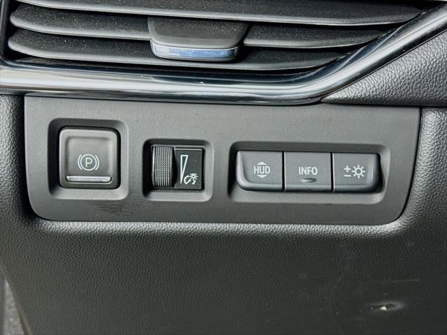 used 2023 Cadillac XT4 car, priced at $28,988
