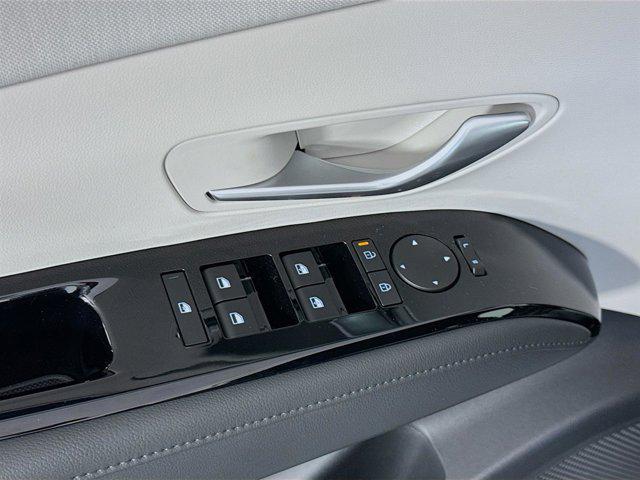 new 2025 Hyundai Tucson car, priced at $37,814