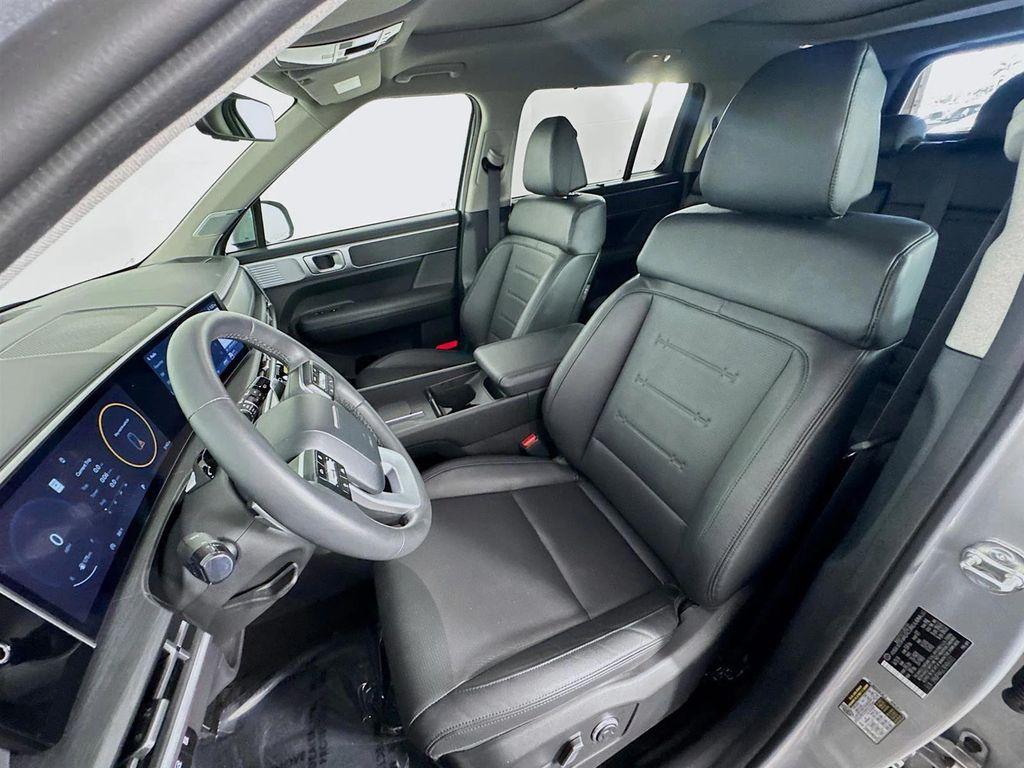 used 2024 Hyundai Santa Fe car, priced at $33,988