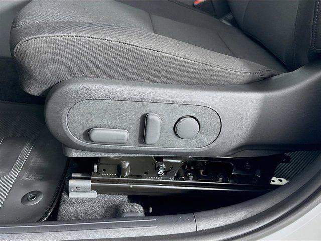 new 2025 Hyundai Kona car, priced at $28,589