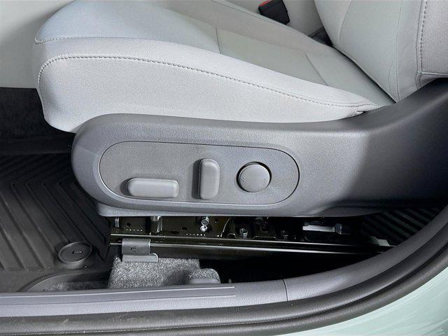 new 2025 Hyundai Kona car, priced at $29,555
