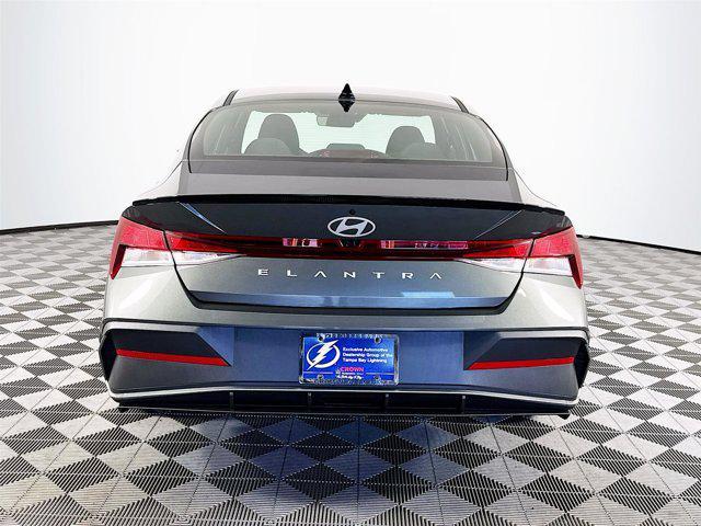 new 2025 Hyundai Elantra car, priced at $22,892