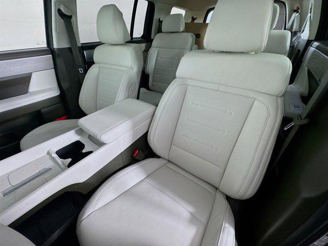 new 2025 Hyundai SANTA FE HEV car, priced at $50,260
