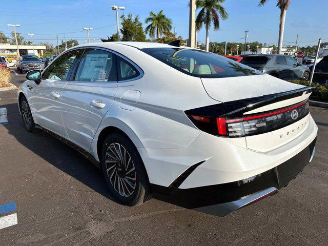 new 2024 Hyundai Sonata Hybrid car, priced at $30,735