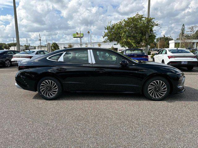 new 2024 Hyundai Sonata Hybrid car, priced at $30,260