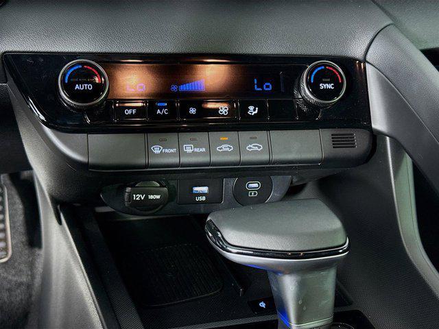 new 2025 Hyundai Elantra car, priced at $25,065