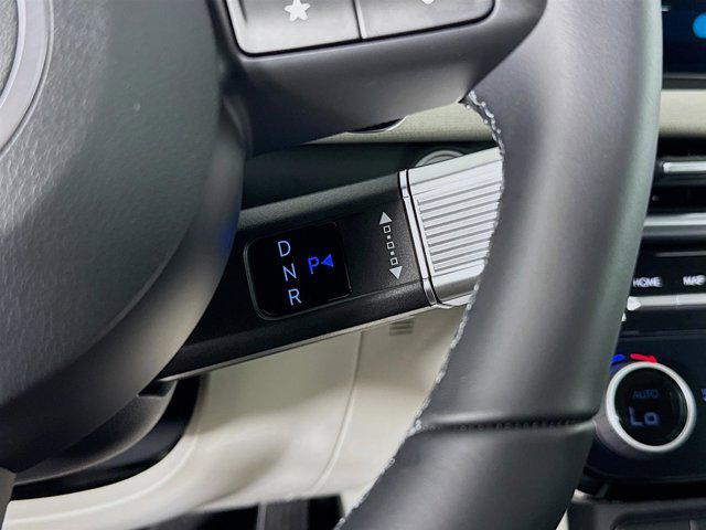 new 2025 Hyundai TUCSON Hybrid car, priced at $39,034