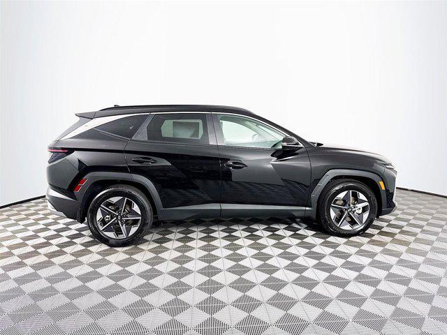 new 2025 Hyundai Tucson car, priced at $32,080