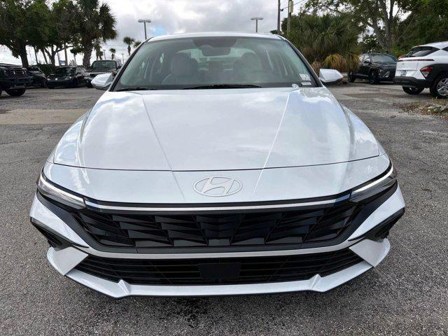new 2025 Hyundai Elantra car