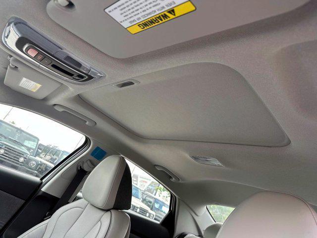 new 2025 Hyundai Elantra car