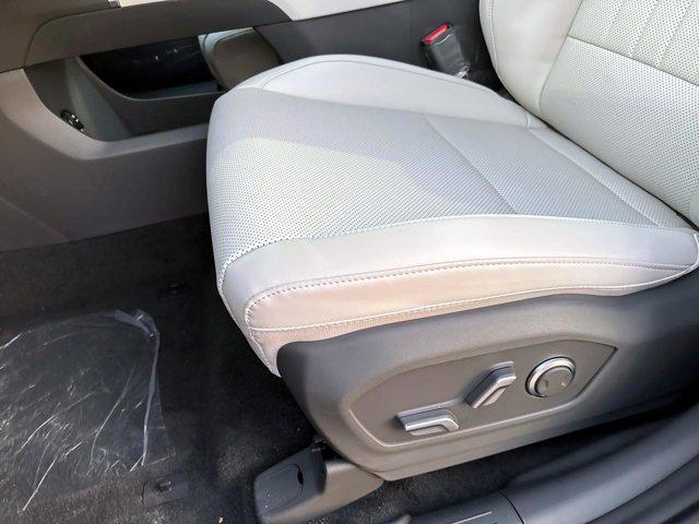 new 2025 Hyundai Santa Fe car, priced at $34,001