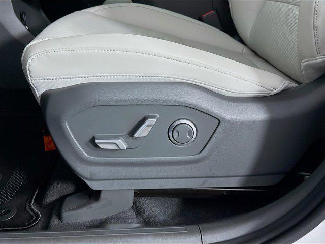 new 2025 Hyundai Santa Fe car, priced at $38,228