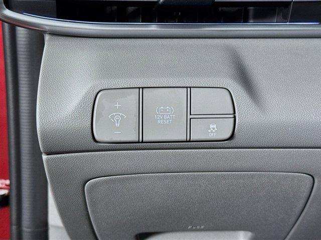 new 2025 Hyundai Elantra car, priced at $28,240