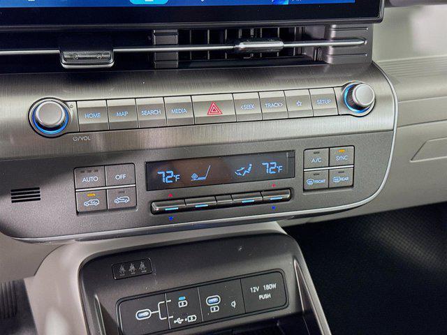 new 2025 Hyundai Kona car