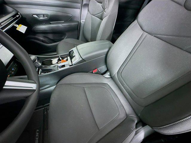 new 2025 Hyundai Tucson car, priced at $32,104