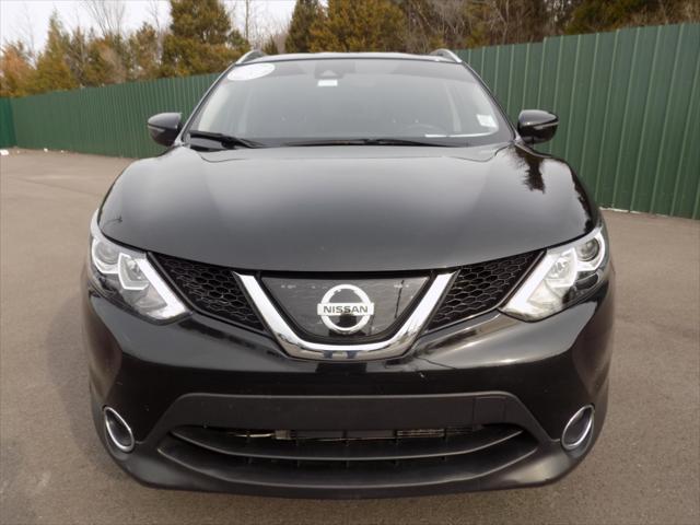 used 2019 Nissan Rogue Sport car, priced at $17,990