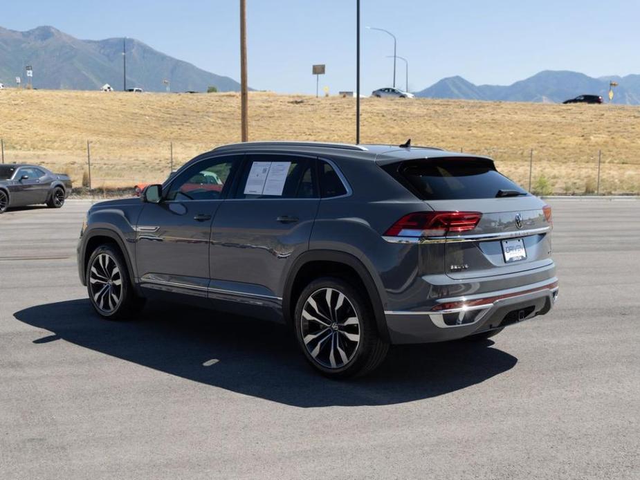 used 2021 Volkswagen Atlas Cross Sport car, priced at $31,495