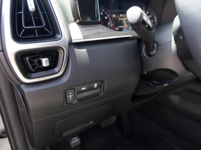 used 2023 Kia Sorento car, priced at $31,995
