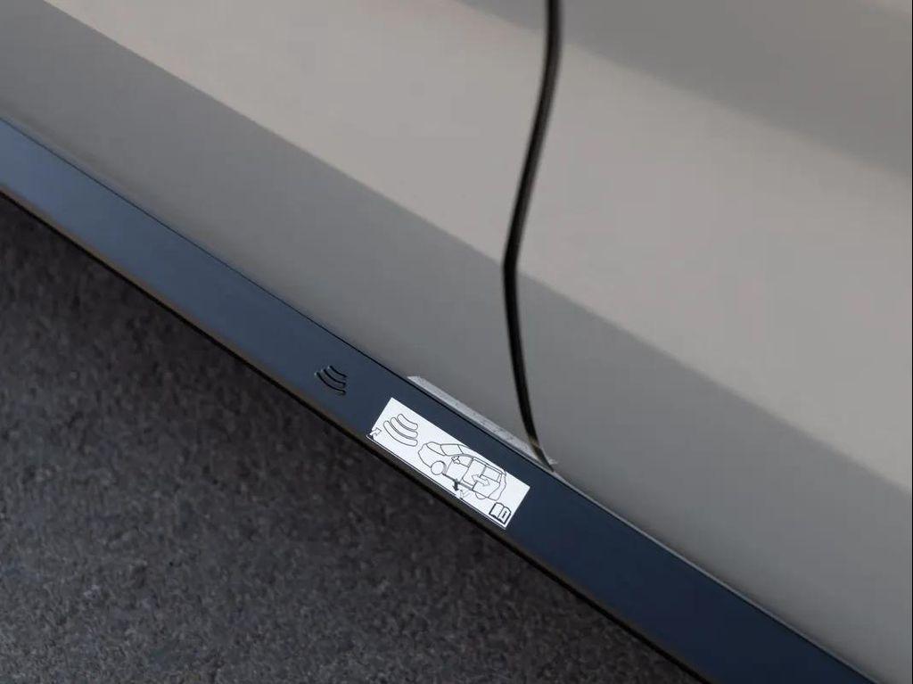 used 2024 Toyota Sienna car, priced at $50,895