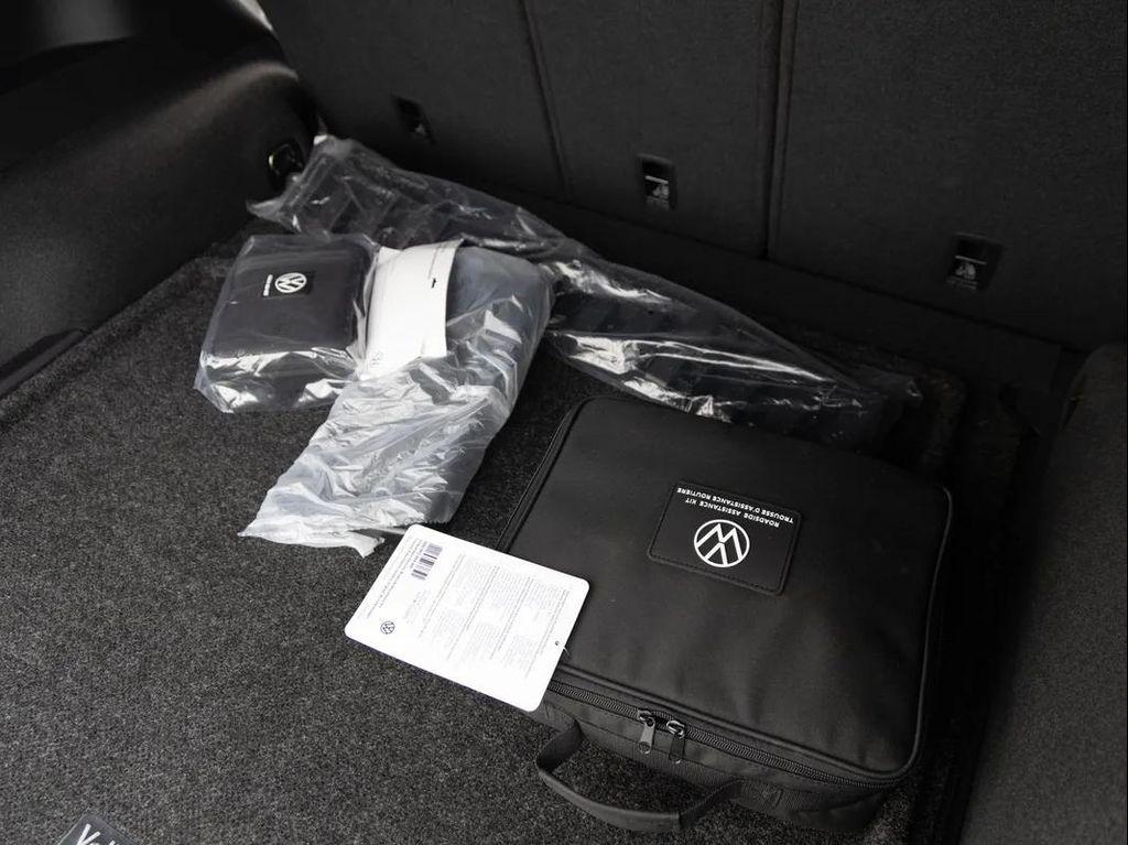 used 2023 Volkswagen Tiguan car, priced at $30,995