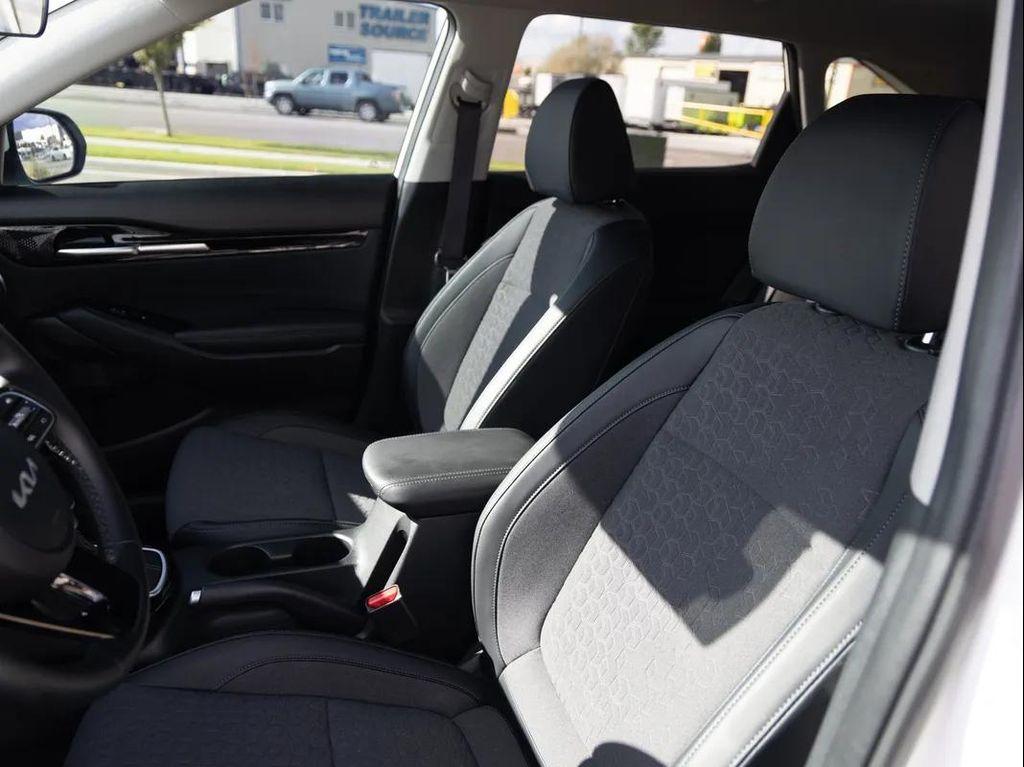 used 2024 Kia Seltos car, priced at $24,995