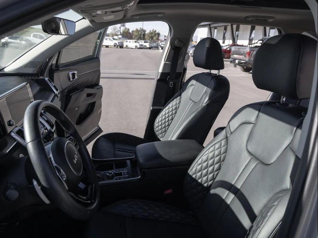used 2023 Kia Sorento car, priced at $36,995