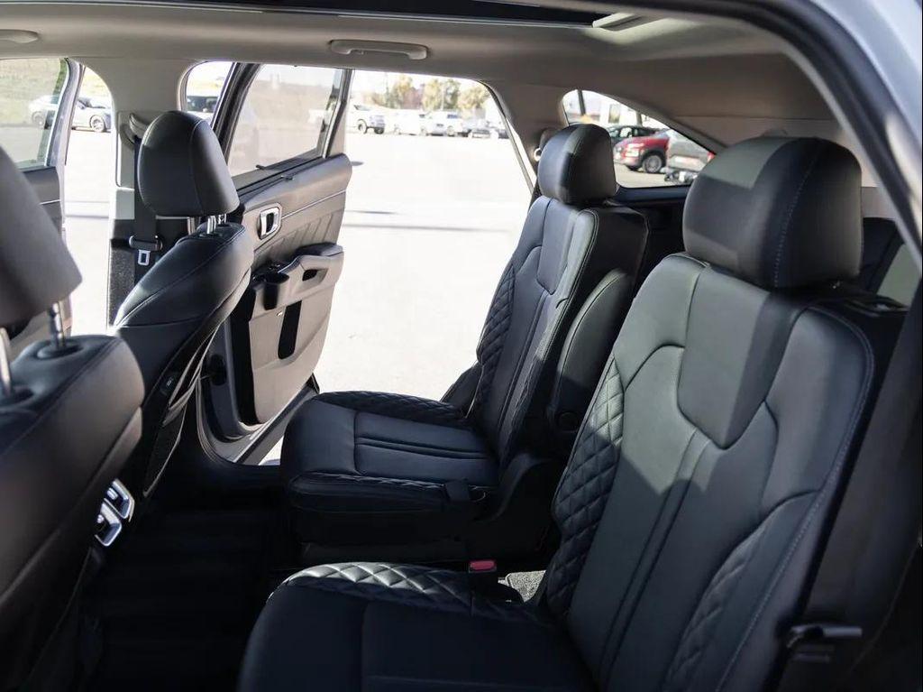 used 2023 Kia Sorento car, priced at $36,995