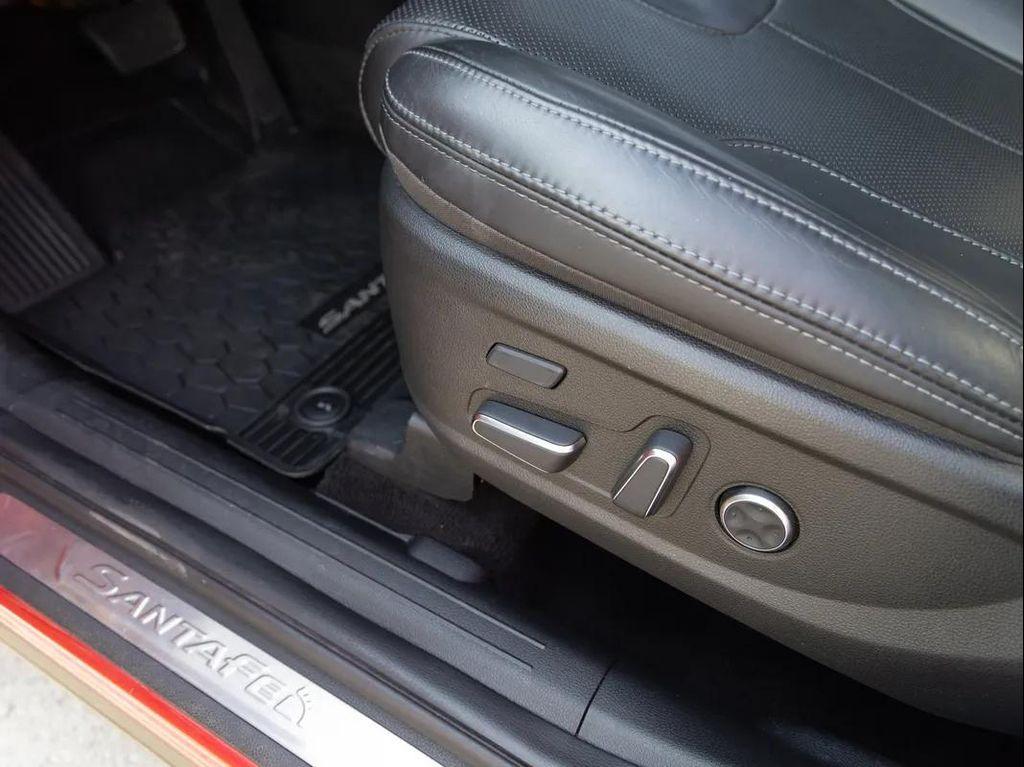 used 2023 Hyundai Santa Fe car, priced at $29,995