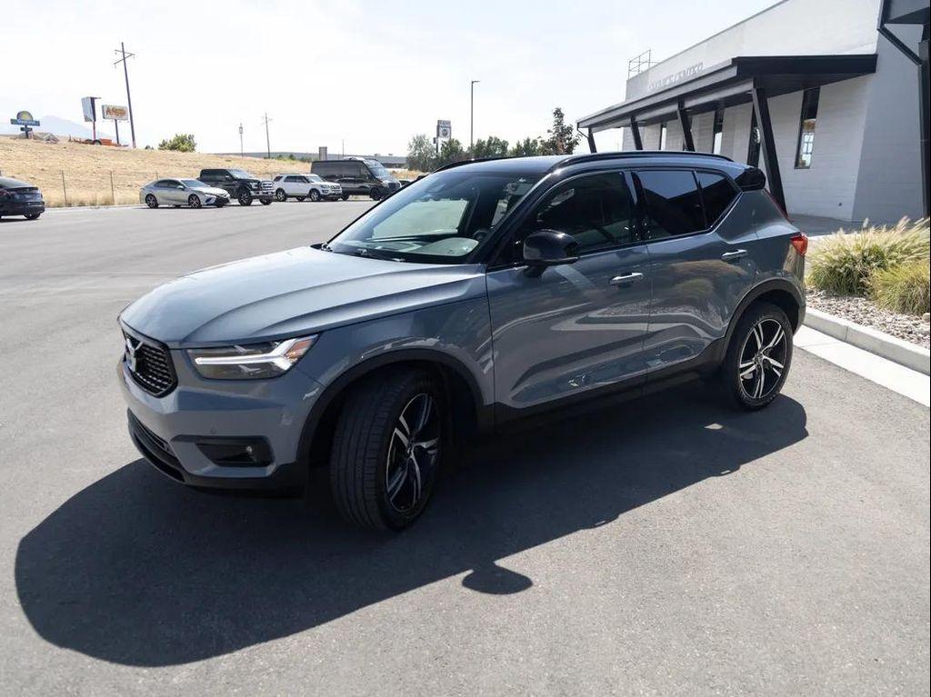 used 2022 Volvo XC40 car, priced at $30,995