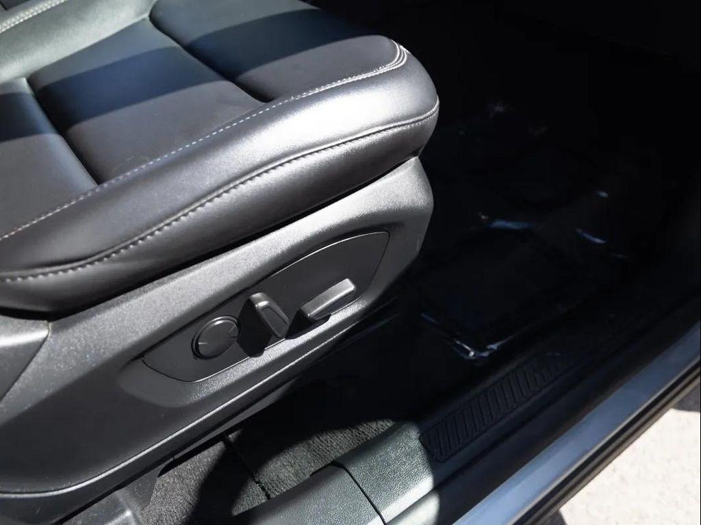 used 2023 Ford Explorer car, priced at $27,995