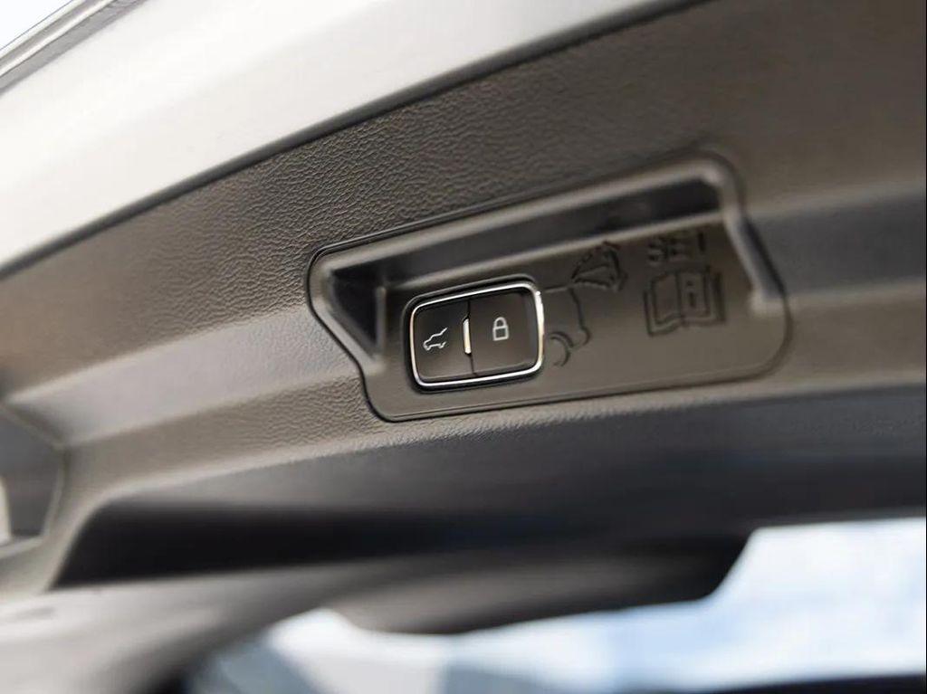 used 2023 Ford Explorer car, priced at $27,995