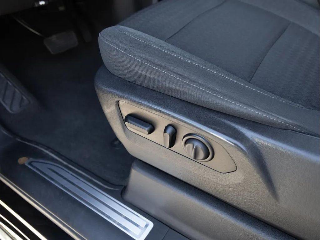 used 2021 Chevrolet Silverado 1500 car, priced at $40,995