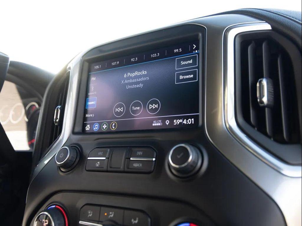 used 2021 Chevrolet Silverado 1500 car, priced at $40,995