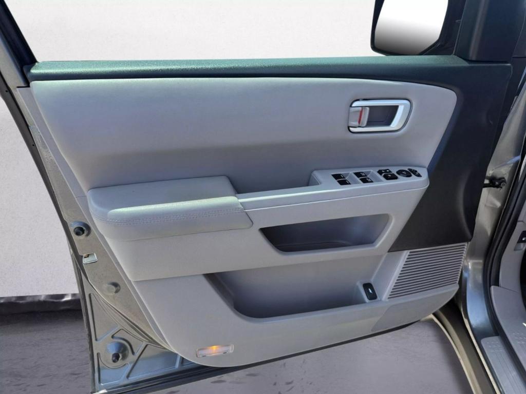used 2012 Honda Pilot car, priced at $18,900