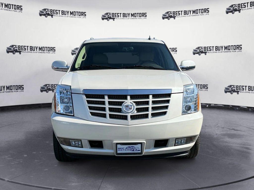 used 2010 Cadillac Escalade ESV car, priced at $19,900