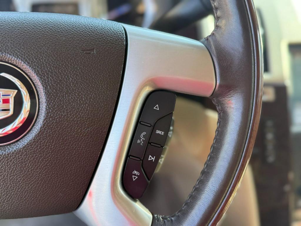 used 2010 Cadillac Escalade ESV car, priced at $22,900