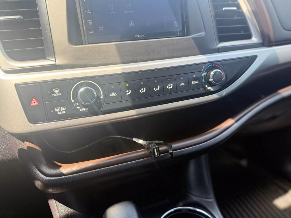 used 2017 Toyota Highlander car, priced at $18,900