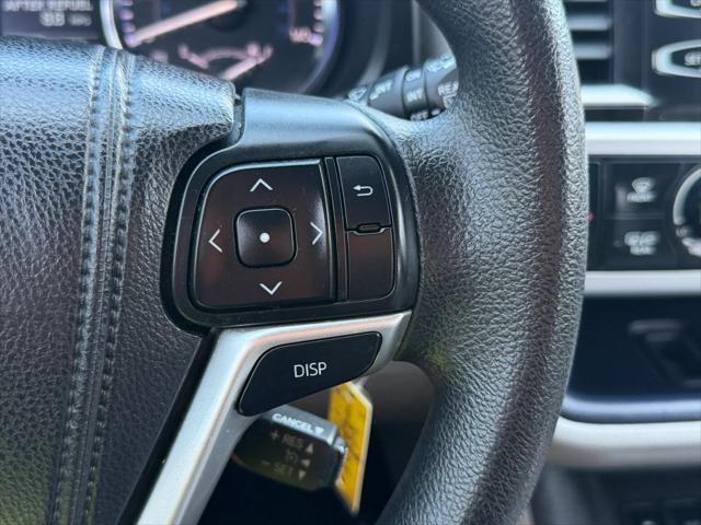 used 2015 Toyota Highlander car, priced at $14,900