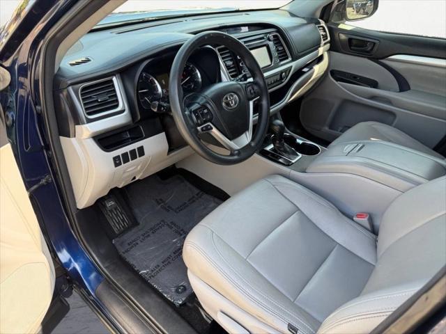 used 2015 Toyota Highlander car, priced at $14,900