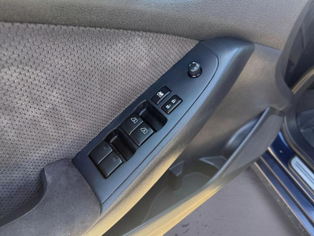 used 2009 Nissan Altima car, priced at $8,900