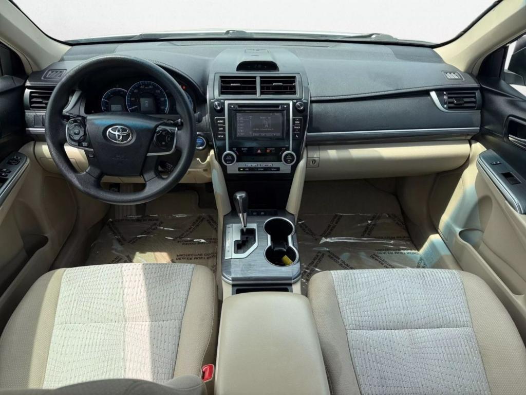 used 2014 Toyota Camry Hybrid car, priced at $12,900
