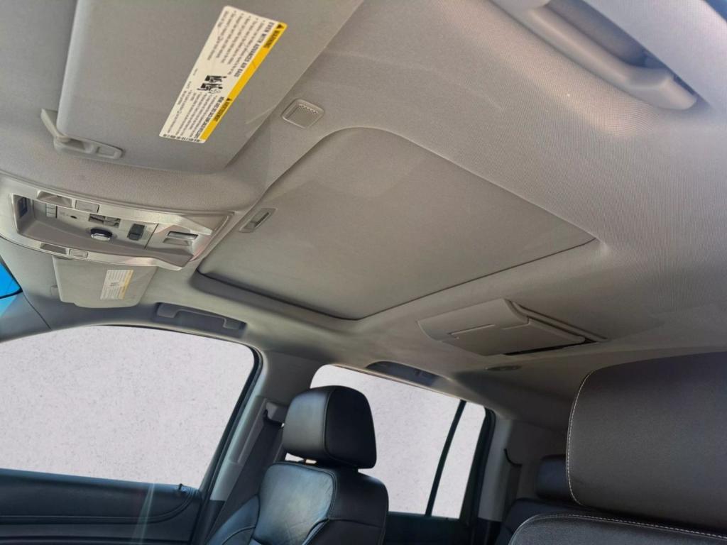 used 2016 Chevrolet Suburban car, priced at $22,900