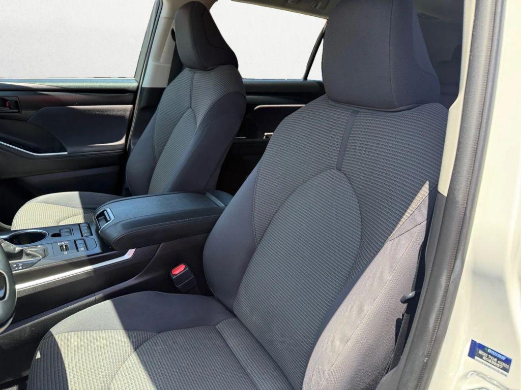 used 2020 Toyota Highlander car, priced at $23,900