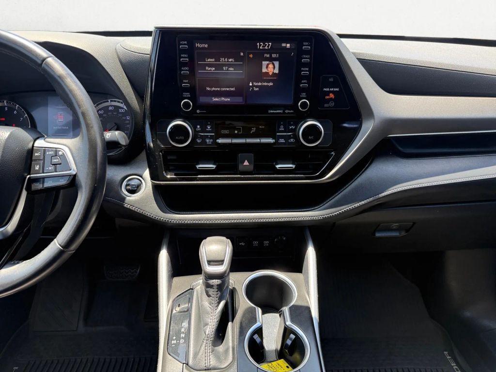 used 2020 Toyota Highlander car, priced at $23,900