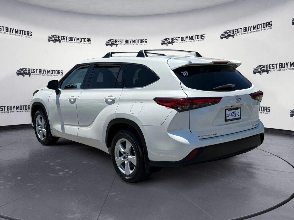 used 2020 Toyota Highlander car, priced at $23,900