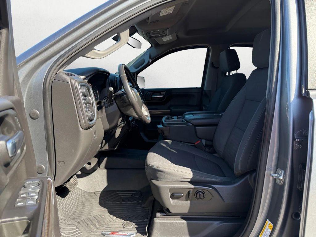 used 2021 Chevrolet Silverado 1500 car, priced at $31,900