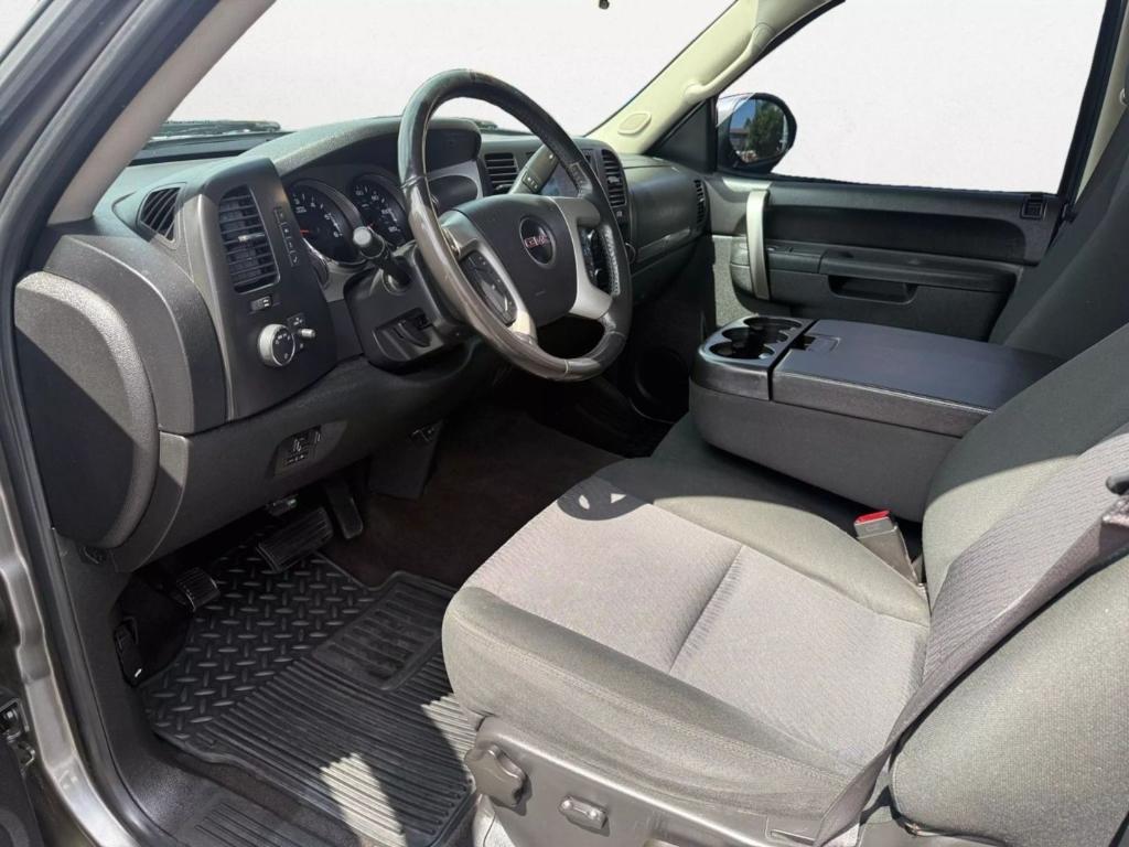 used 2013 GMC Sierra 1500 car, priced at $19,900