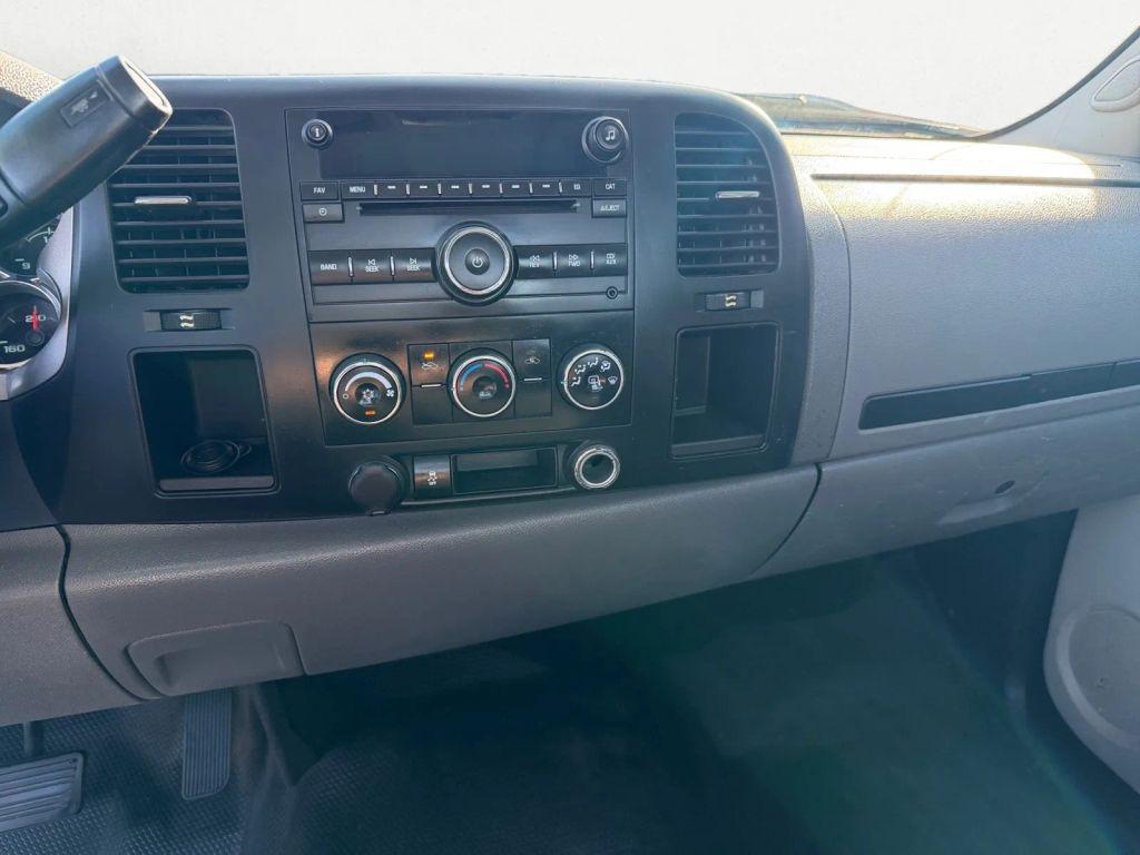 used 2014 GMC Sierra 2500 car, priced at $15,900